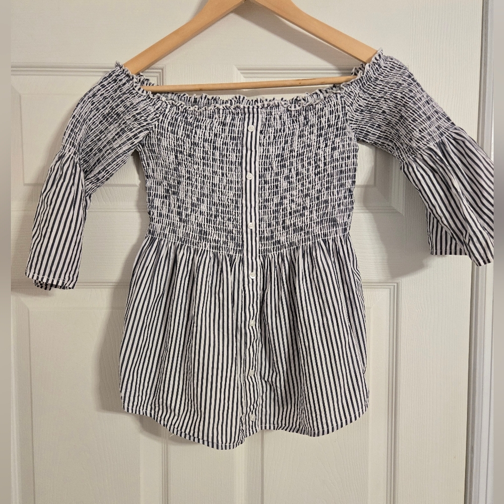 Abercrombie & Fitch blue and white Off-Shoulder Women's Smocked Top size medium